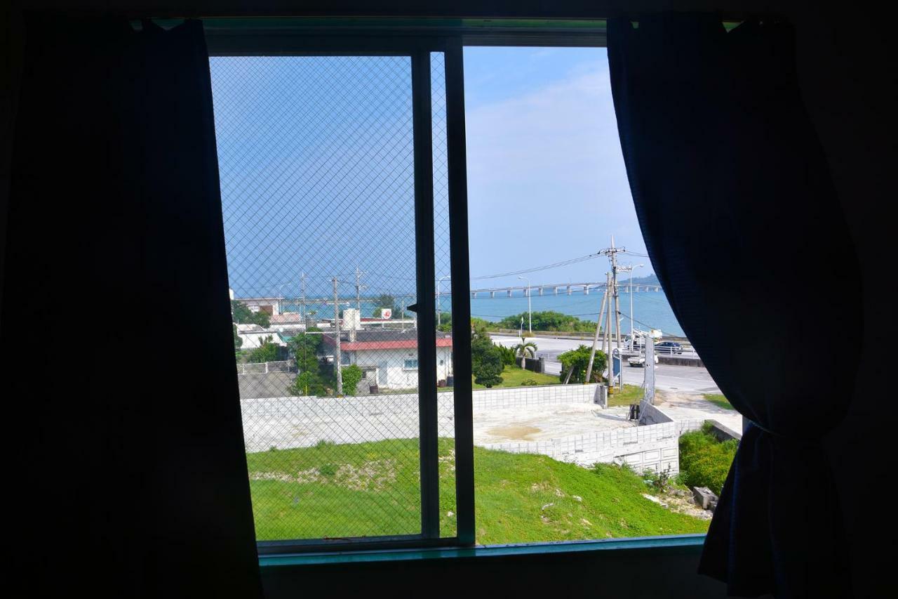Hotel Henza Uruma Bagian luar foto